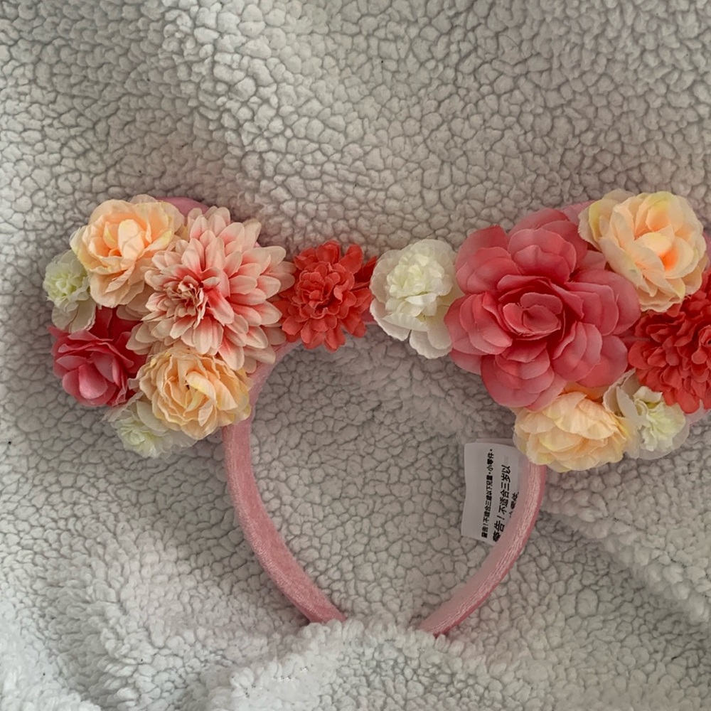 Disney flower ears